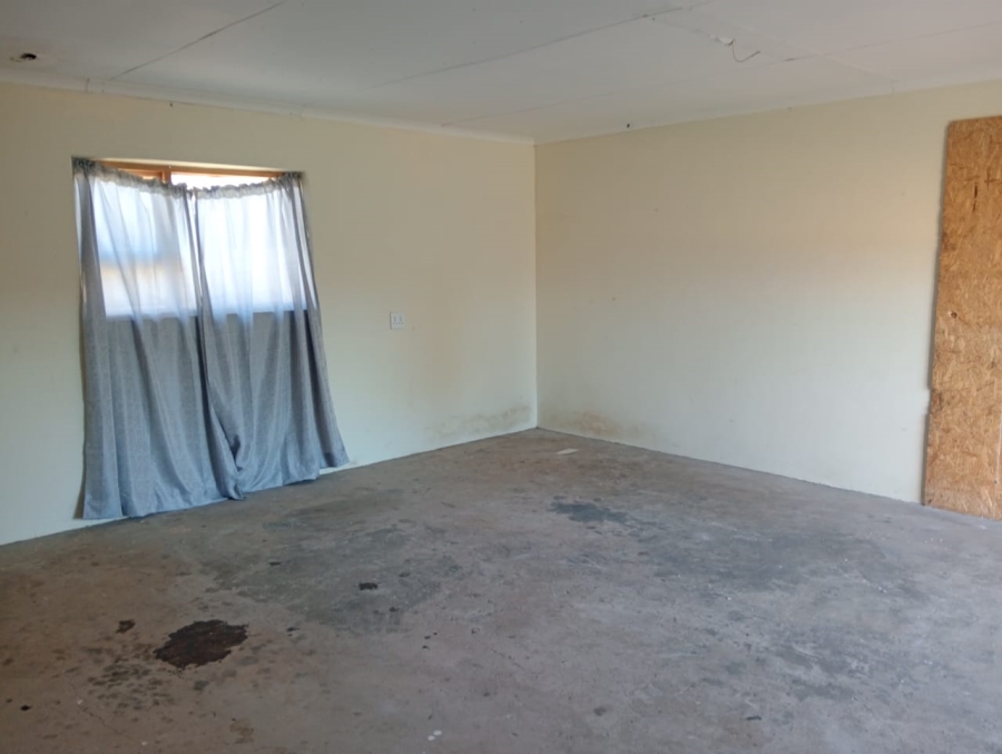 3 Bedroom Property for Sale in Wavecrest Eastern Cape